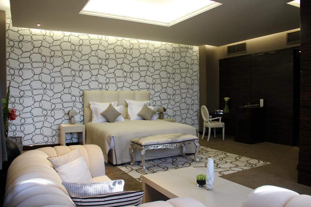 Donatello Boutique Hotel Almatý Habitación foto